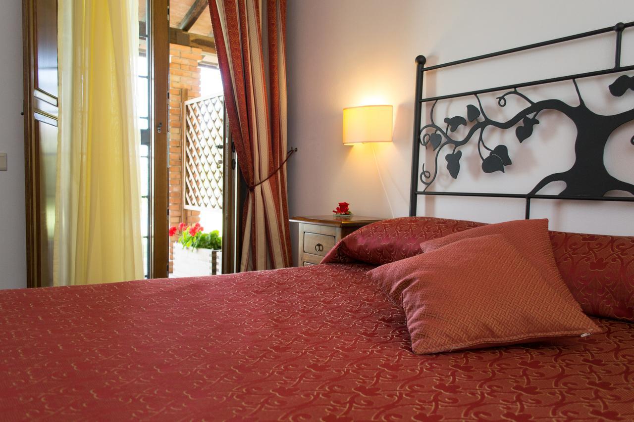 Agriturismo Poggio Delle Conche Pitigliano Buitenkant foto