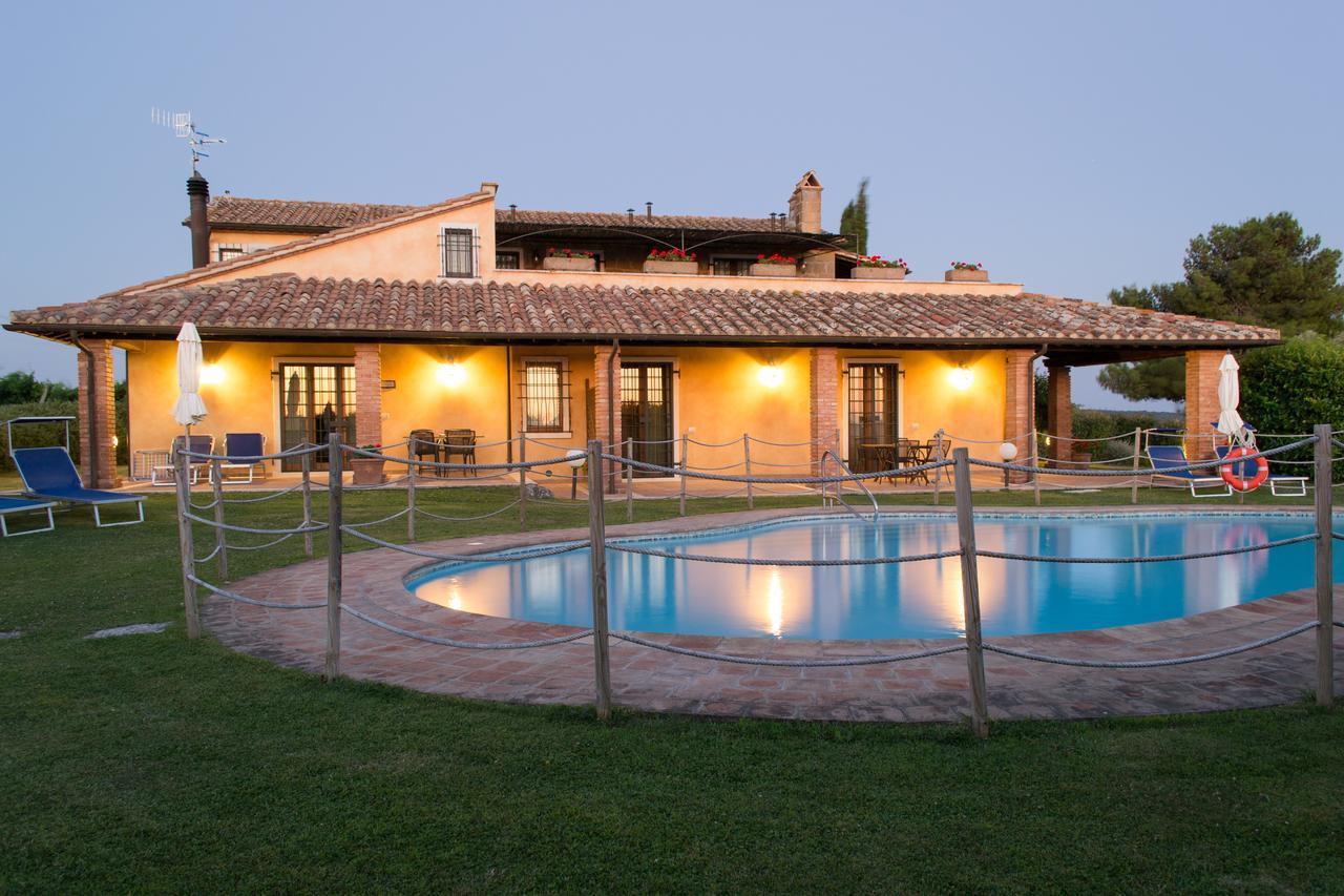 Agriturismo Poggio Delle Conche Pitigliano Buitenkant foto